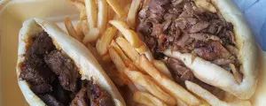 Sandwich brochette d'agneau et Kebab-frites - Le grand pacha à Argenteuil